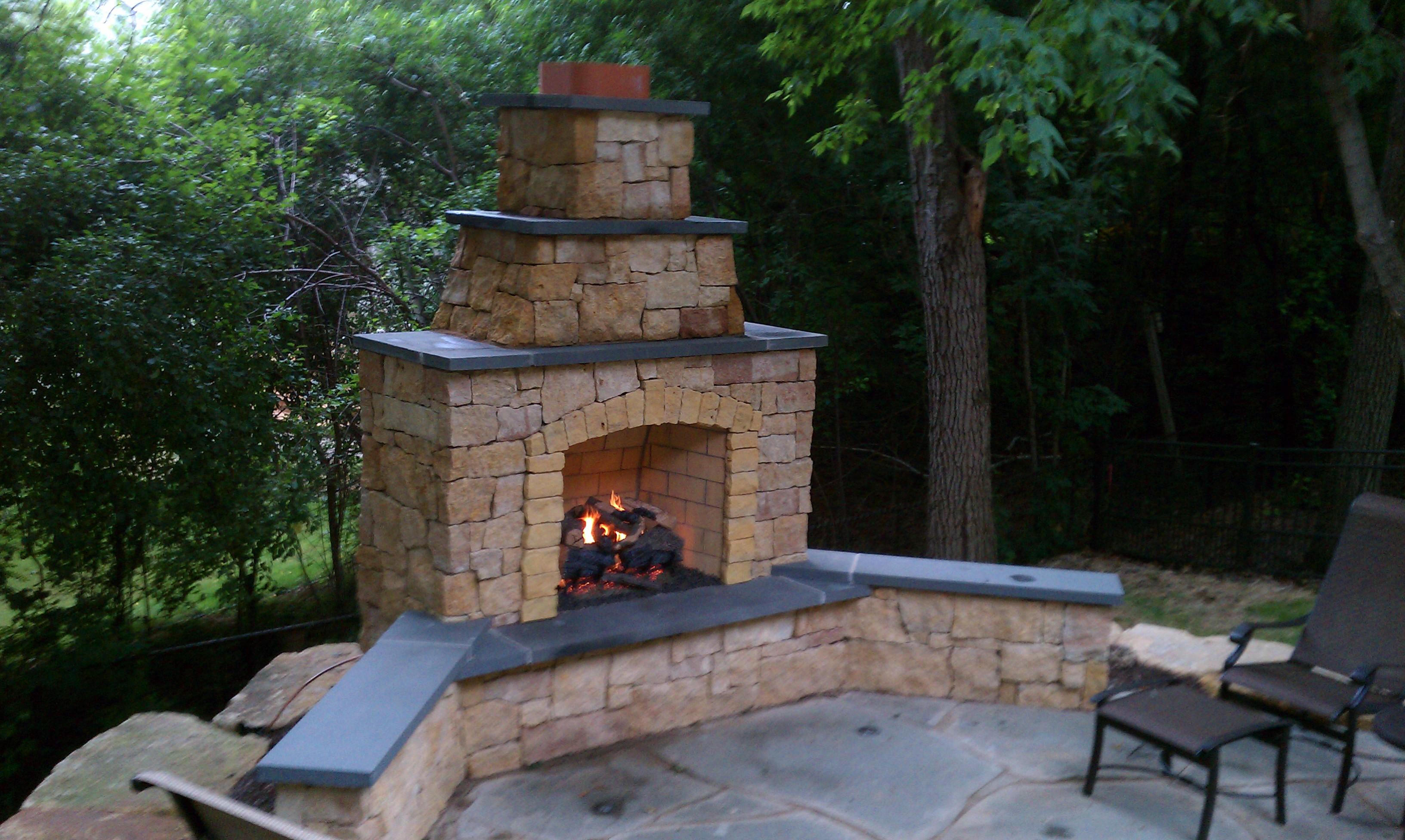 Kasota Outdoor Fireplace with Bluestone Caps and Gas Log ...